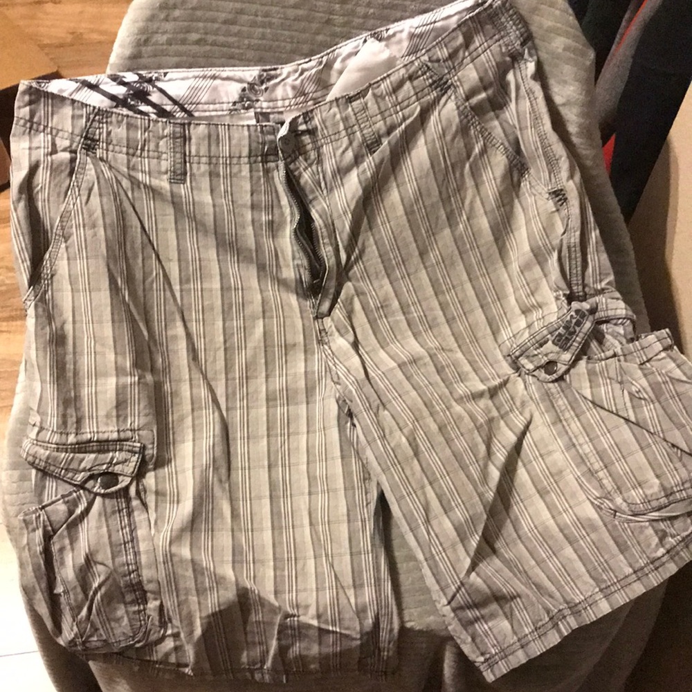 CLASSIC Plaid Quiksilver cargo shorts 36